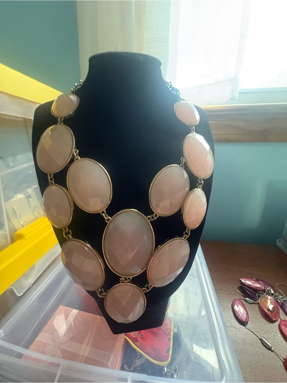 Elegant Pink Statement Necklace - Women Jewelry
